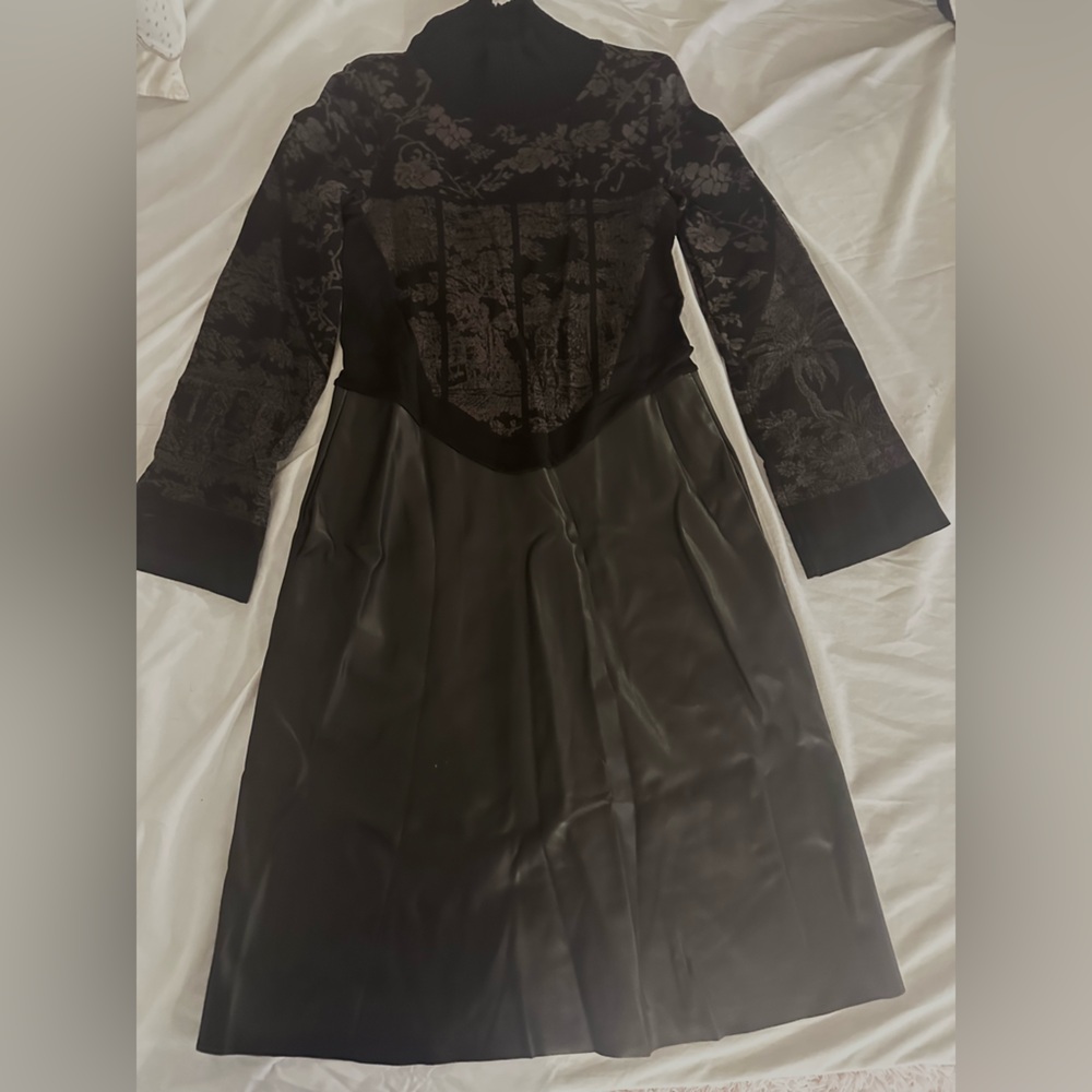 Wolford Elegant Black and Gray Dress